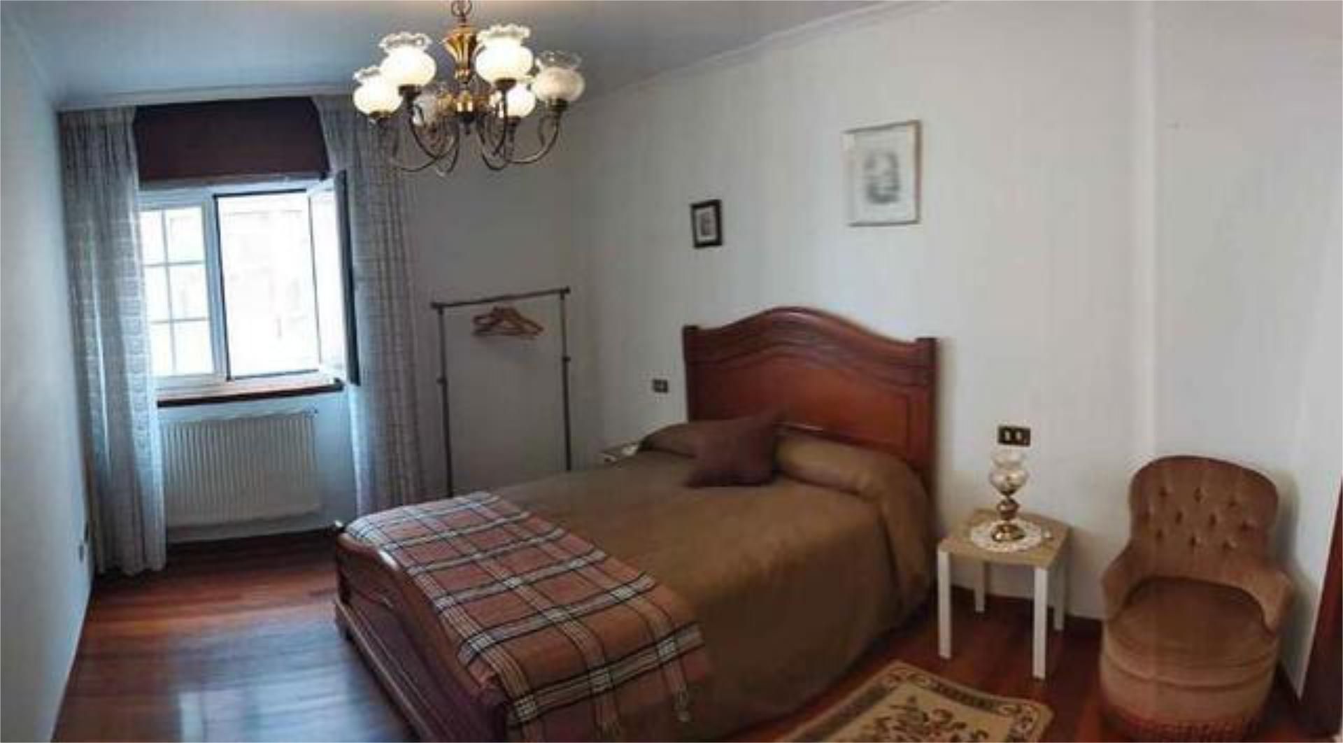 Flat to rent in Noia