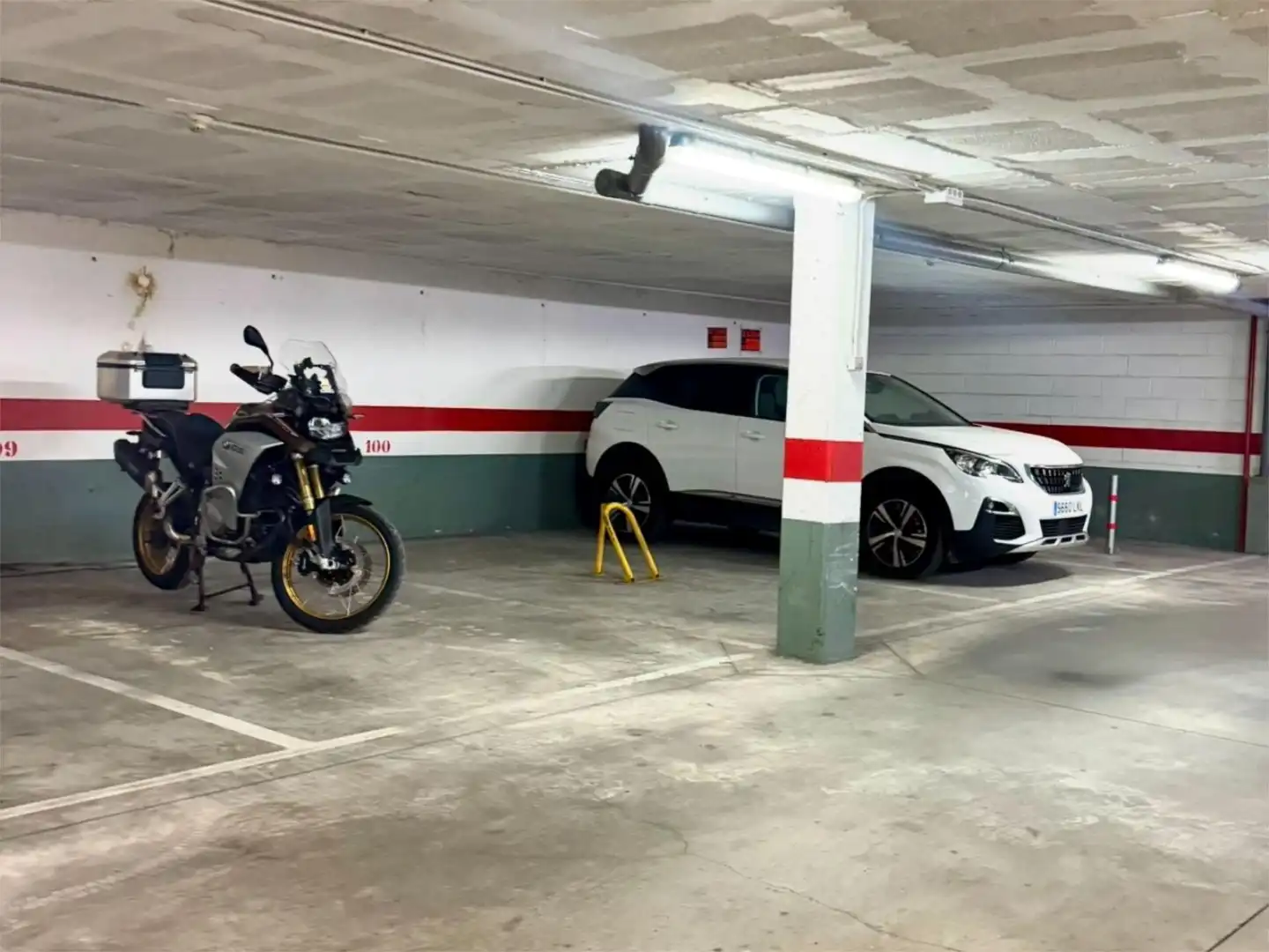 Garatge de lloguer a Calle Presidente Adolfo Suárez, 24, Via Parque Aparcament de Garatge de lloguer en Benidorm