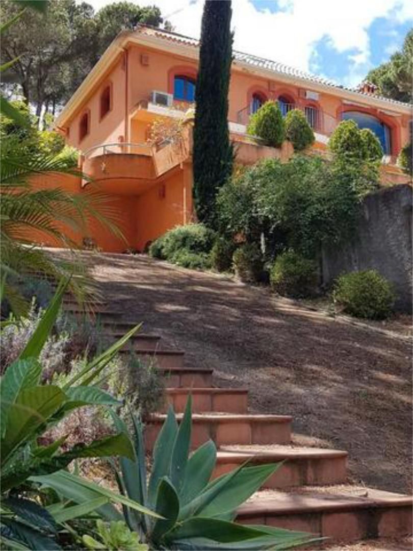Jardí de Casa adosada en venda en  Córdoba Capital amb Jardí privat i Piscina