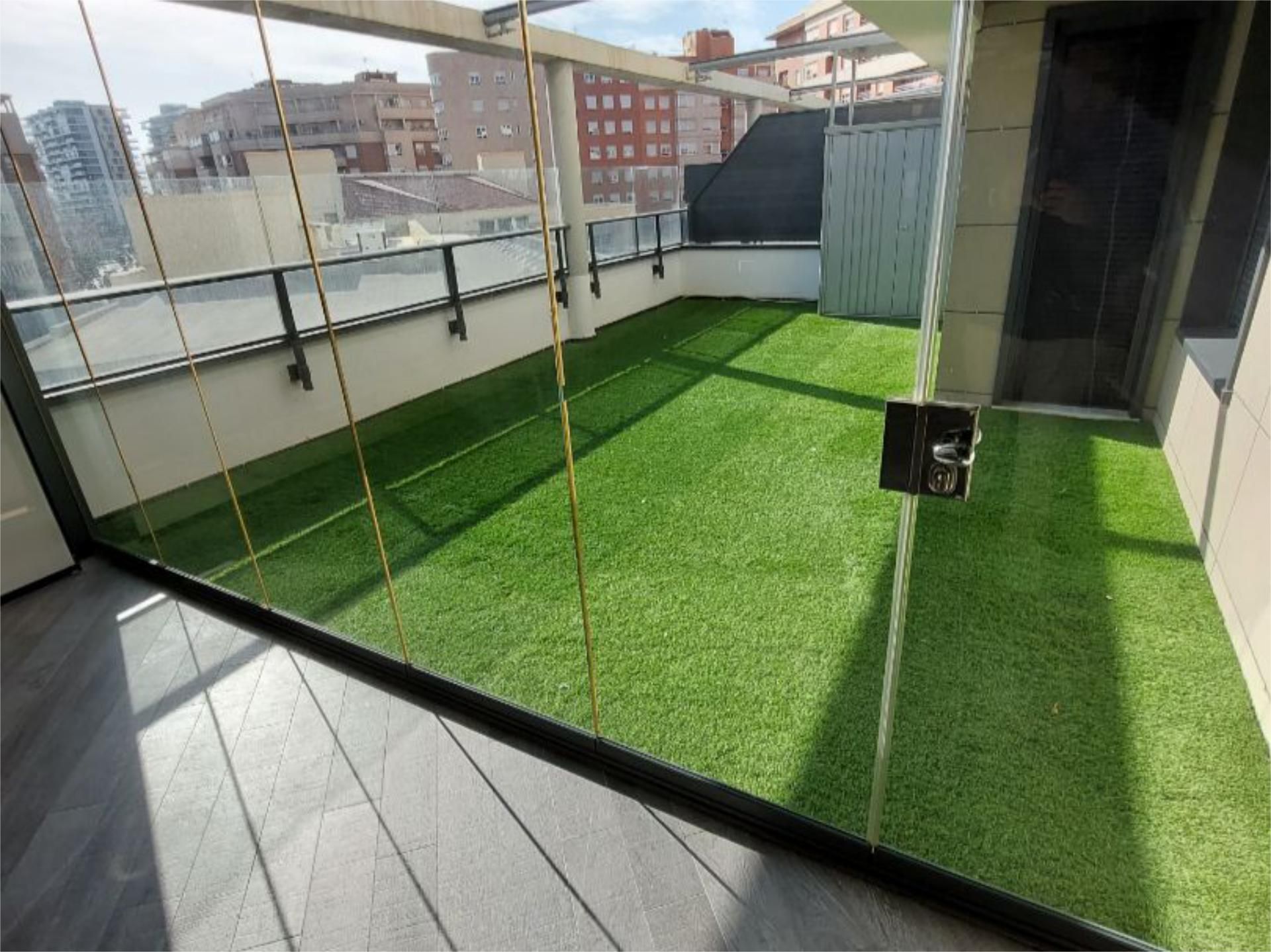 Terrassa de Pis de lloguer en  Almería Capital amb Aire condicionat, Calefacció i Terrassa