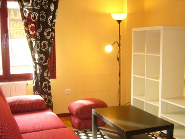 Piso en Venta en Calle Poetas Gamoneda, 8 en Ciudad Naranco - Prados de La Fuente