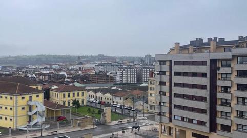 Foto 3 de Pis en venda a Calle Poetas Gamoneda, 8, Ciudad Naranco - Prados de La Fuente, Oviedo