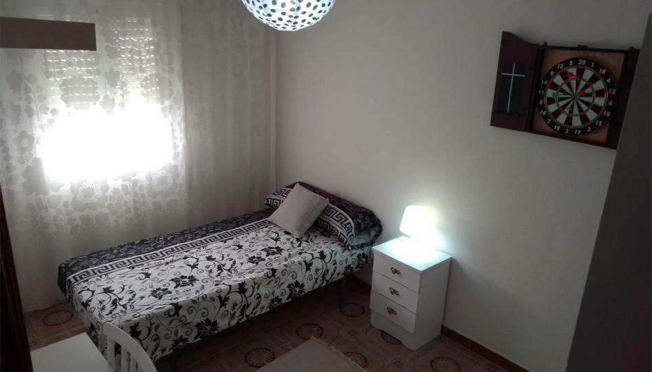 Flat to share in La Barraca de Federico Garcia Lorca, 2, Foso - Moreras, Aranjuez - image 1 Photo 1 of Flat to share in La Barraca de Federico Garcia Lorca, 2, Foso - Moreras, Aranjuez