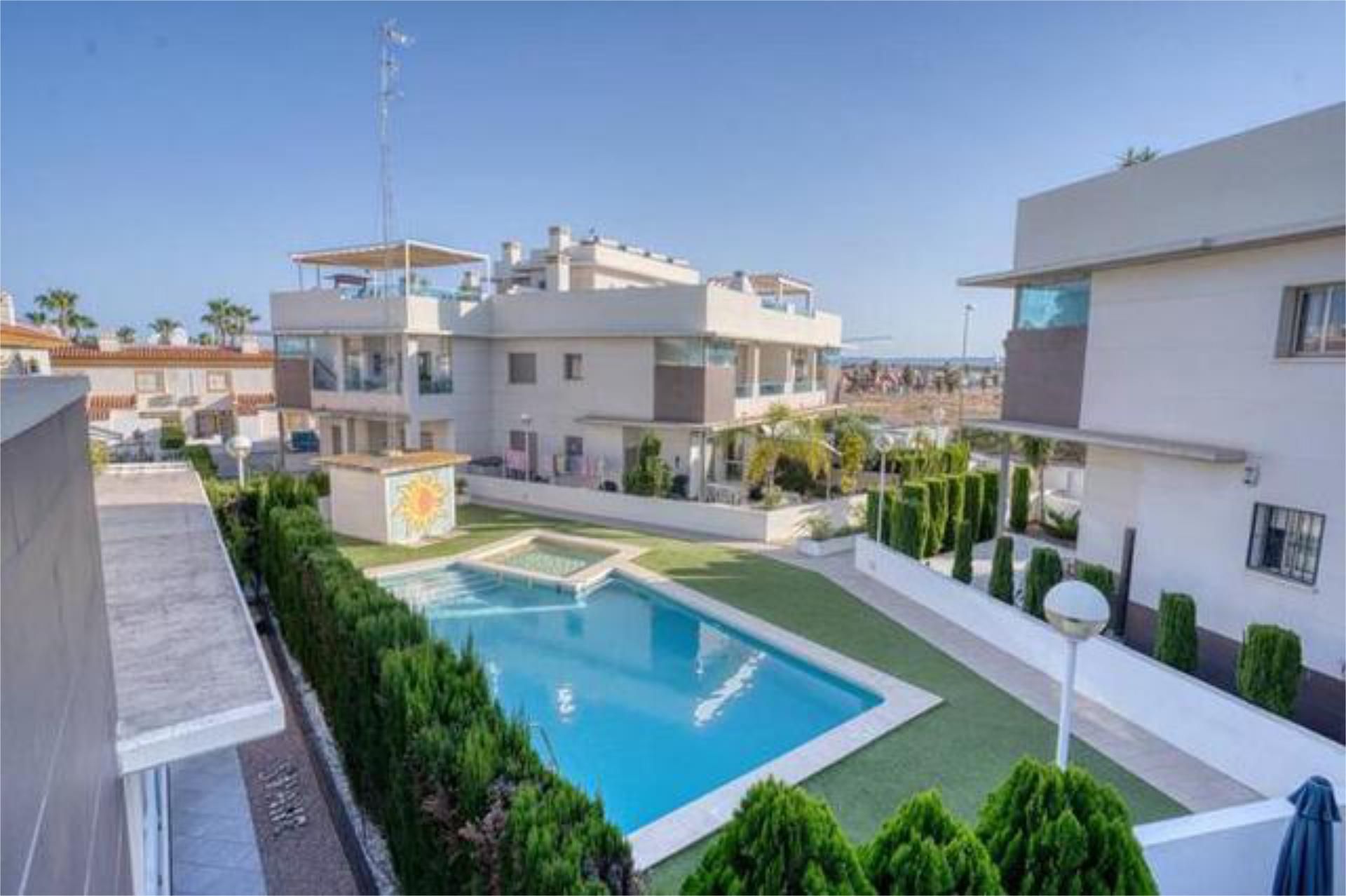 Exterior view of Single-family semi-detached for sale in  Murcia Capital  with Private garden, Terrace and Swimming Pool