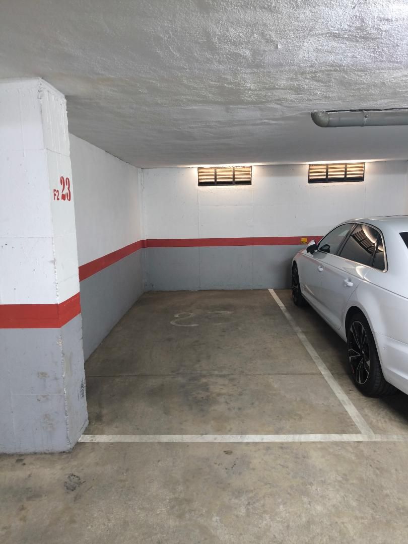 Parkplatz von Garage miete in Moguer