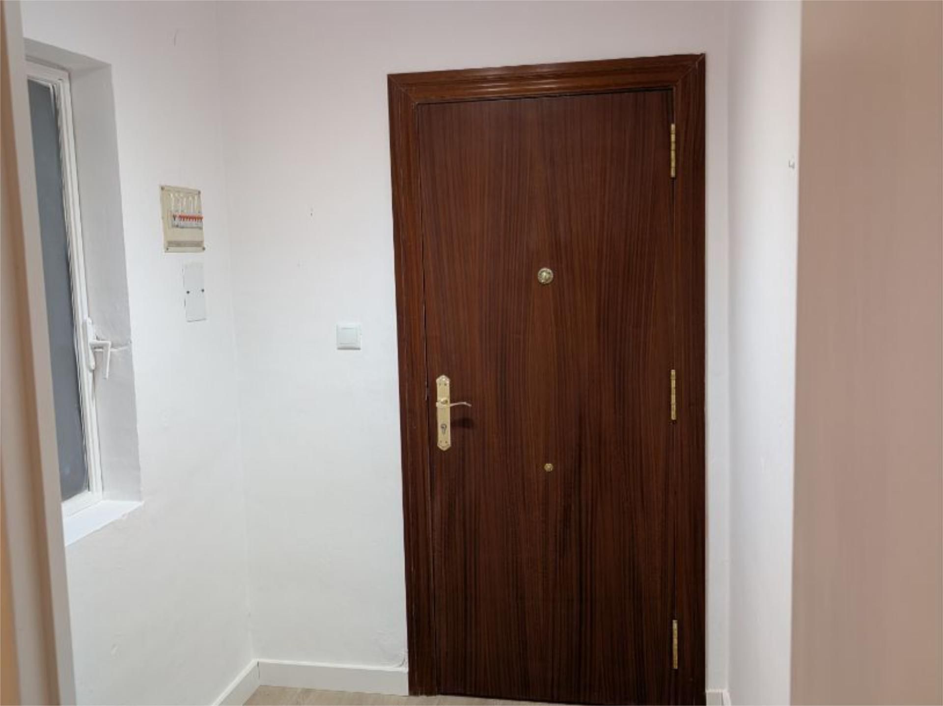 Flat for sale in Calle Obispo Cuadrillero, 13, San Mamés - La Palomera Flat for sale in León Capital   with Heating, Terrace and Furnished
