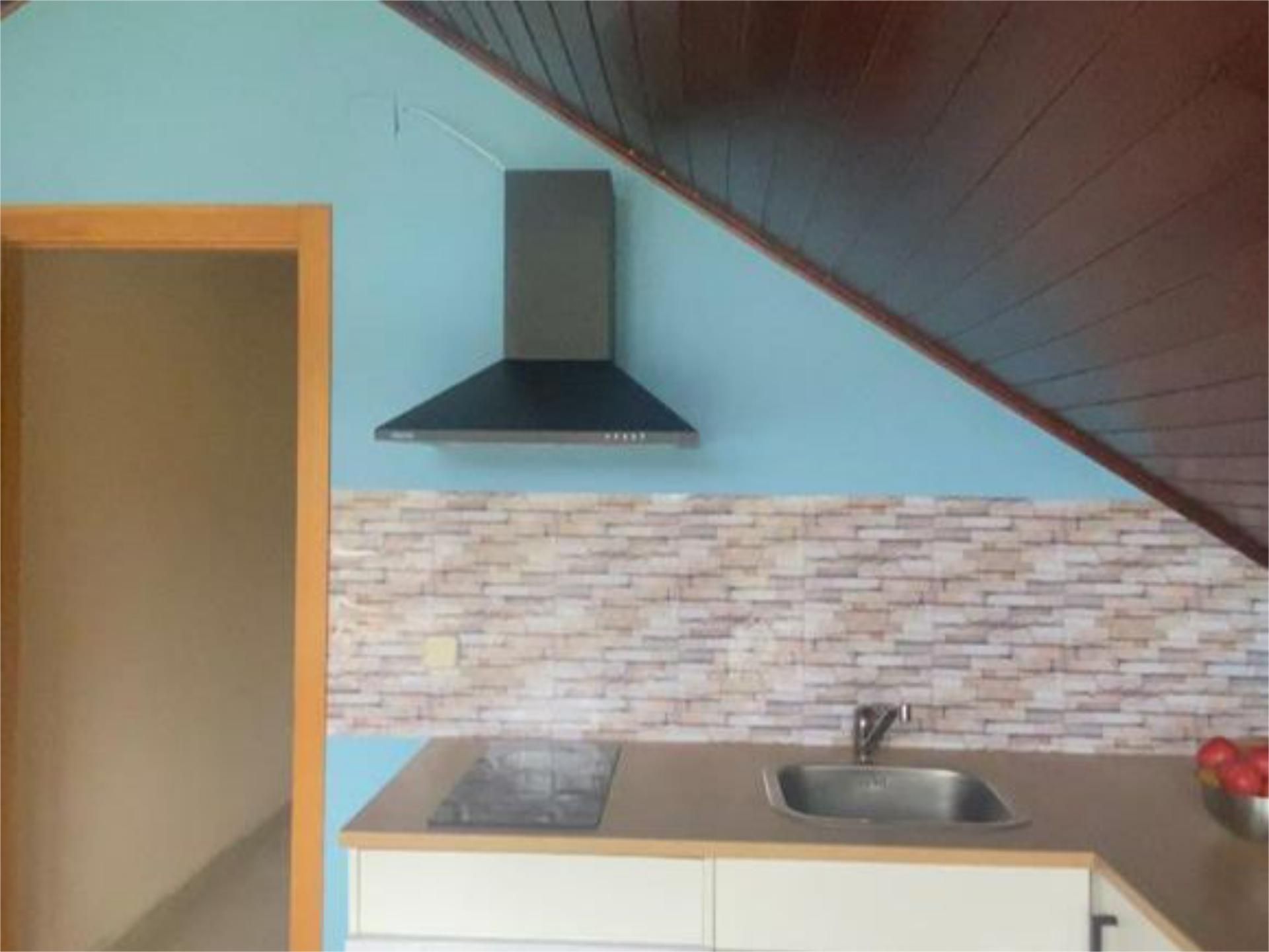 Study to rent in OU-536, 85, Esgos