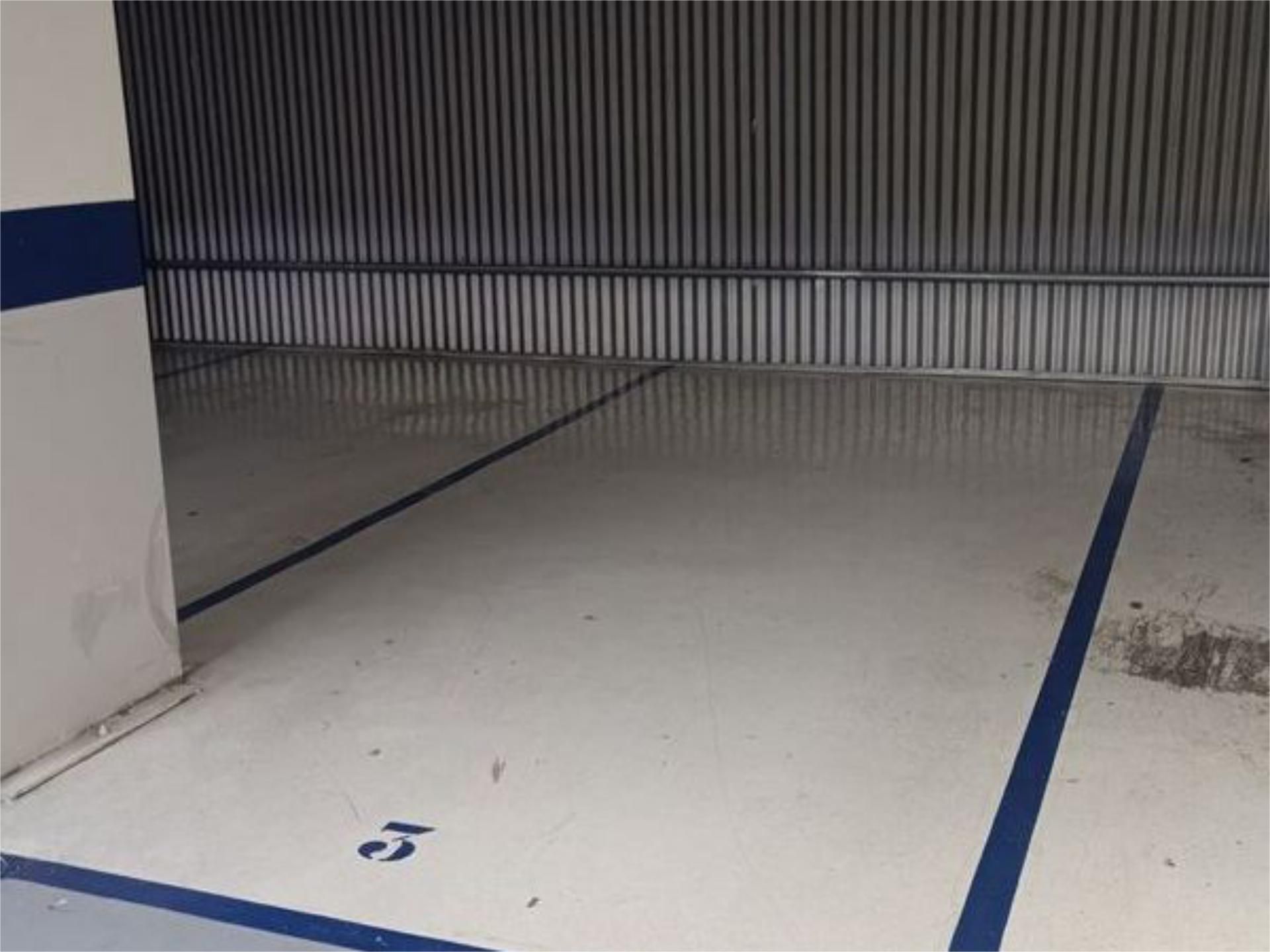 Parking of Garage for sale in  Madrid Capital