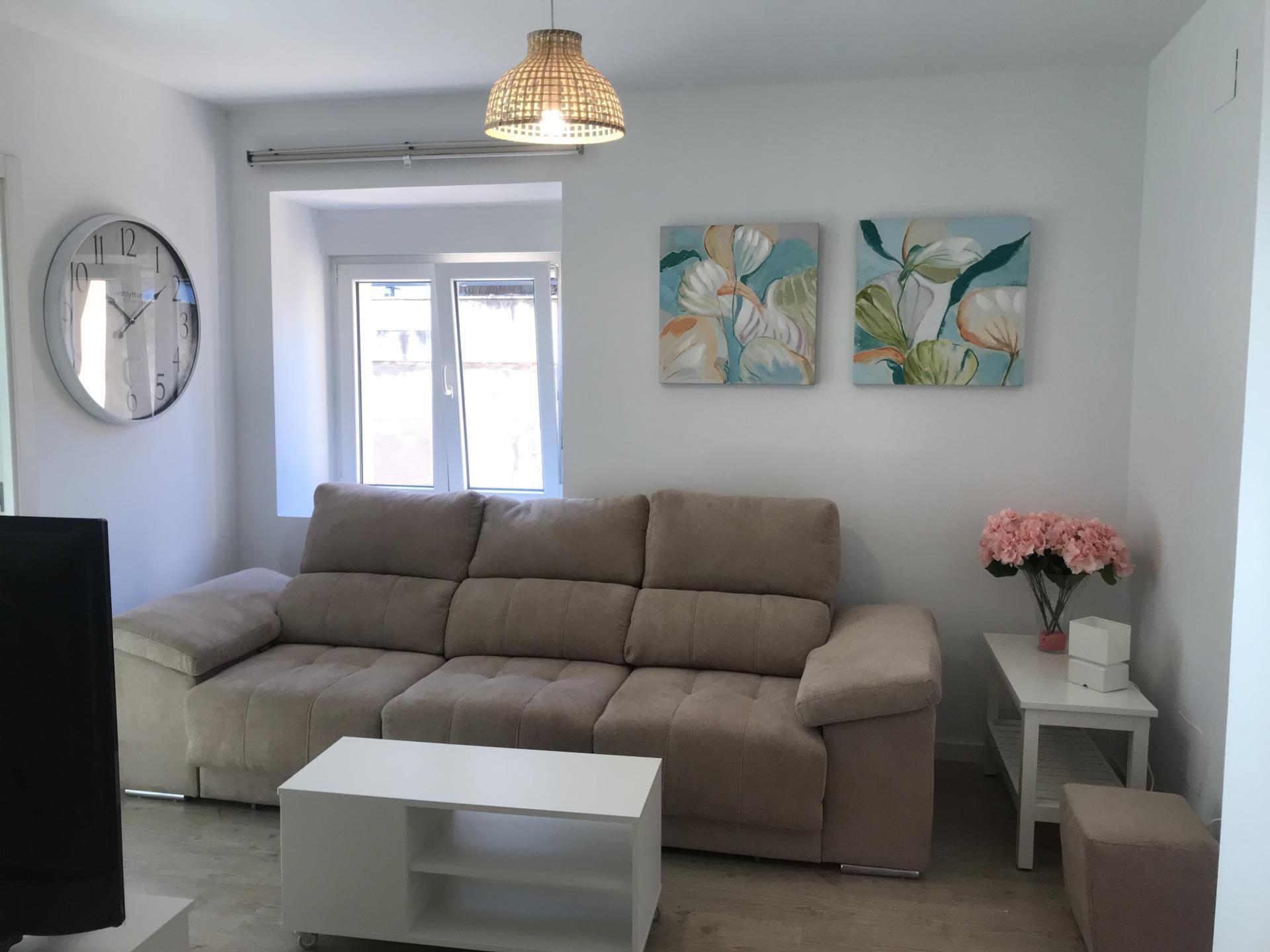 Living room of Flat to rent in Santander  with Heating and Furnished