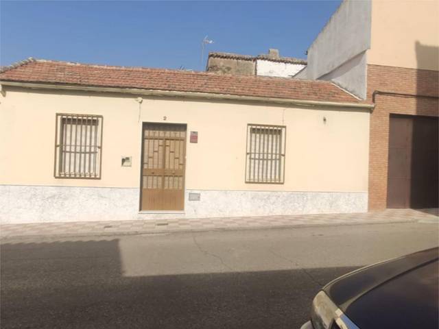 Piso en Venta en Calle Espartero, 2 en La Carolina