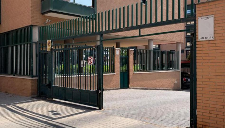 Garage to rent in Calle de Los Timbales, 1, Cuatro vientos, Madrid - image 1 Photo 1 of Garage to rent in Calle de Los Timbales, 1, Cuatro vientos, Madrid
