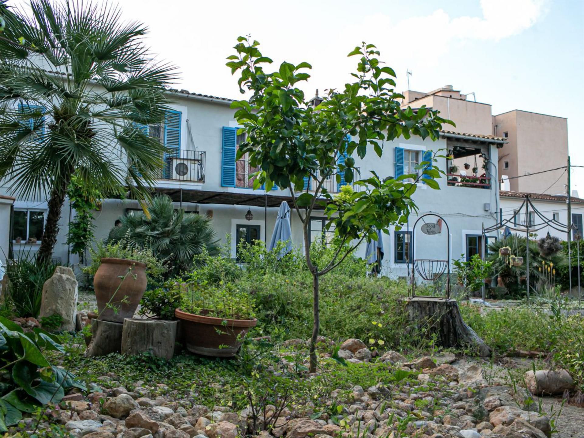 Pis en venda a Carrer de Maribel, 51, Son Serra - Sa Vileta Vista exterior de Pis en venda en  Palma de Mallorca amb Aire condicionat, Calefacció i Jardí privat