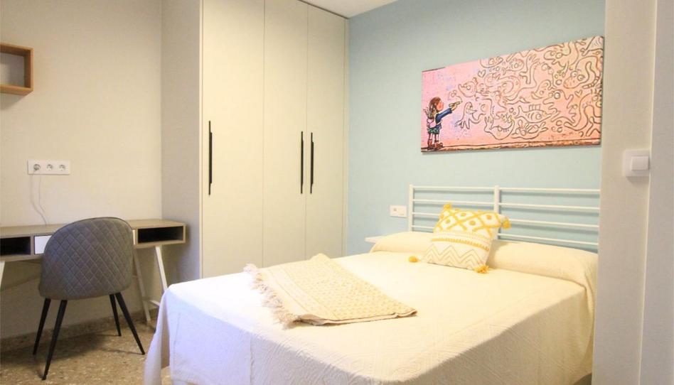 Flat to share in Carrer de la Reina, 71, El Cabanyal - El Canyamelar, Valencia - image 1 Photo 1 of Flat to share in Carrer de la Reina, 71, El Cabanyal - El Canyamelar, Valencia