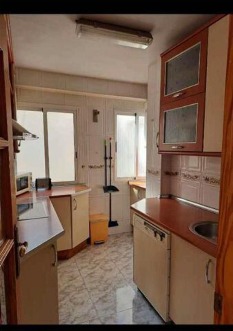 Piso de alquiler en Los Ángeles - Cruz de Caravaca