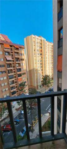 Piso en Venta en La Salle - Cuatro Torres