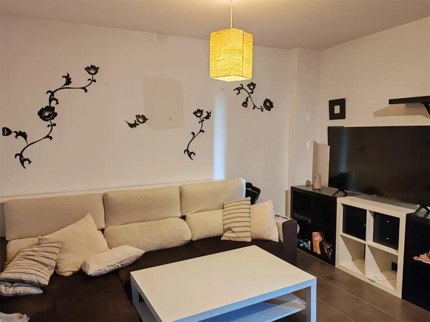 Habitación en Avenida Circunvalación, 15, Carretera de Granada - La Alcazaba Sala de estar de Piso para compartir en Alhendín con Jardín privado, Terraza y Piscina