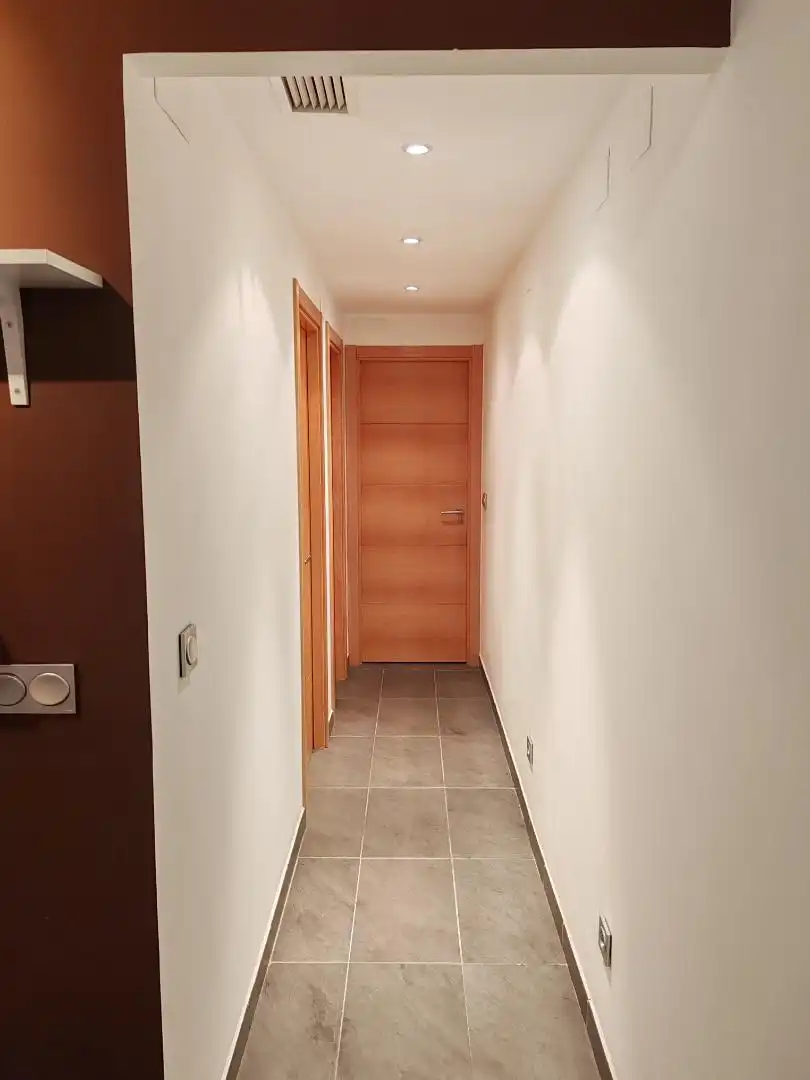 Habitación en Avenida Circunvalación, 15, Carretera de Granada - La Alcazaba Piso para compartir en Alhendín con Jardín privado, Terraza y Piscina