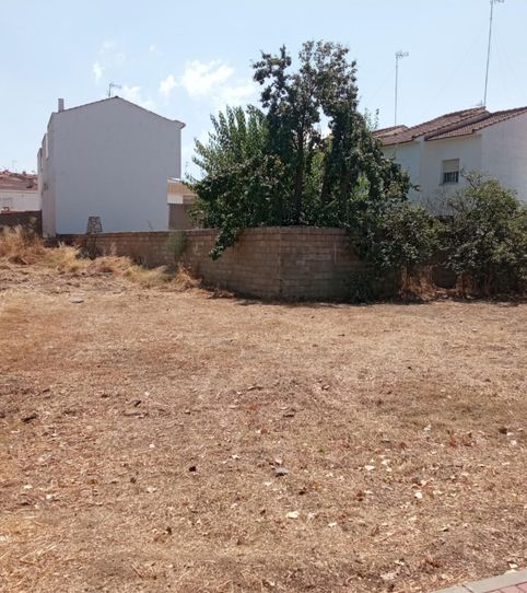 Foto 2 de Terreno en venta en Paseo Miguel de Cervantes, 43, Horcajo de Santiago, Cuenca