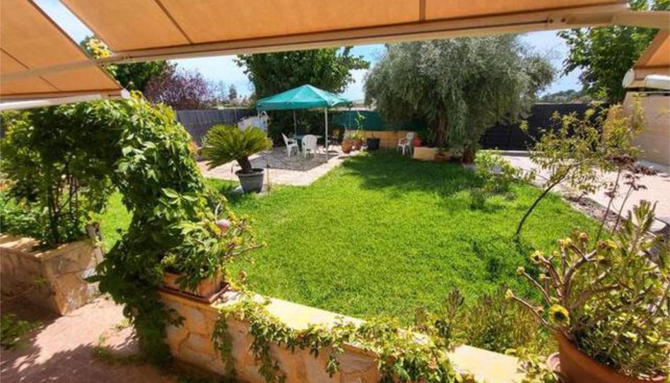 Casa adosada en venda a La Huerta, Alicante - imatge 1 Foto 1 de Casa adosada en venda a La Huerta, Alicante