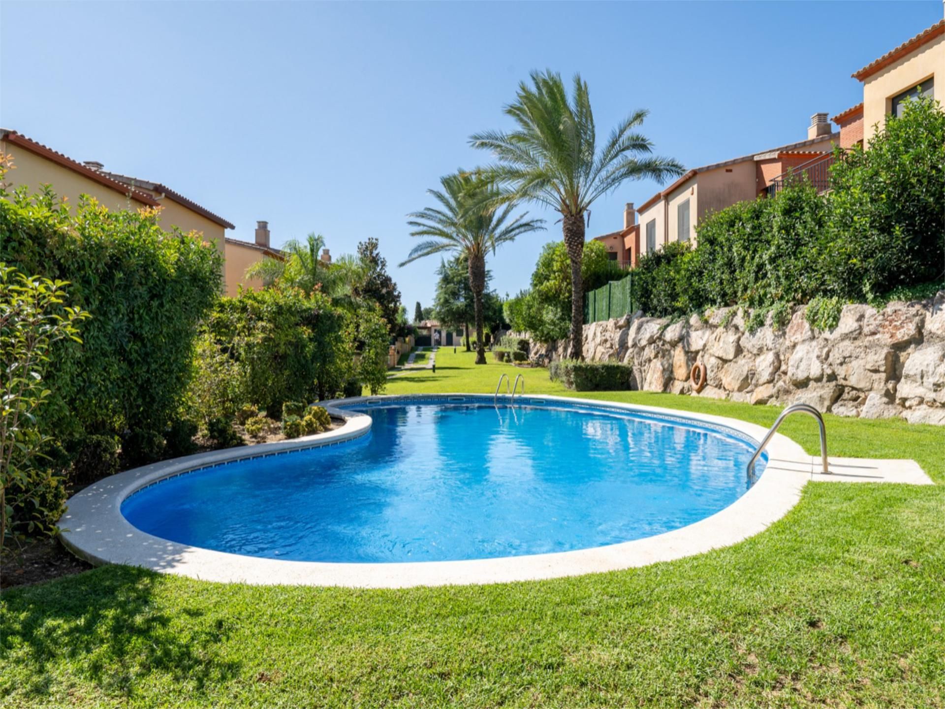 Piscina de Casa o xalet en venda en Reus amb Aire condicionat, Terrassa i Piscina