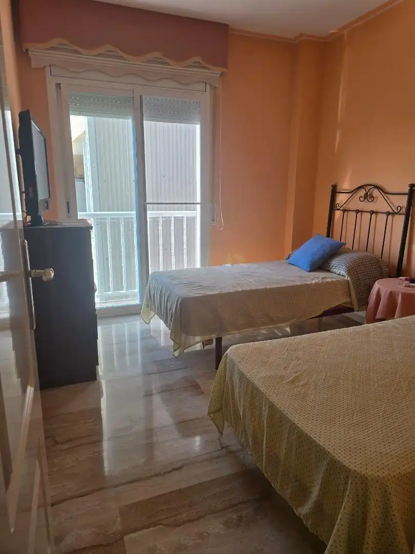 Einfamilien-Reihenhaus zum Verkauf in El Carrer de Manuel Soler, 24, Calafell Poble Schlafzimmer von Einfamilien-Reihenhaus zum Verkauf in Calafell mit Klimaanlage, Terrasse und Balkon