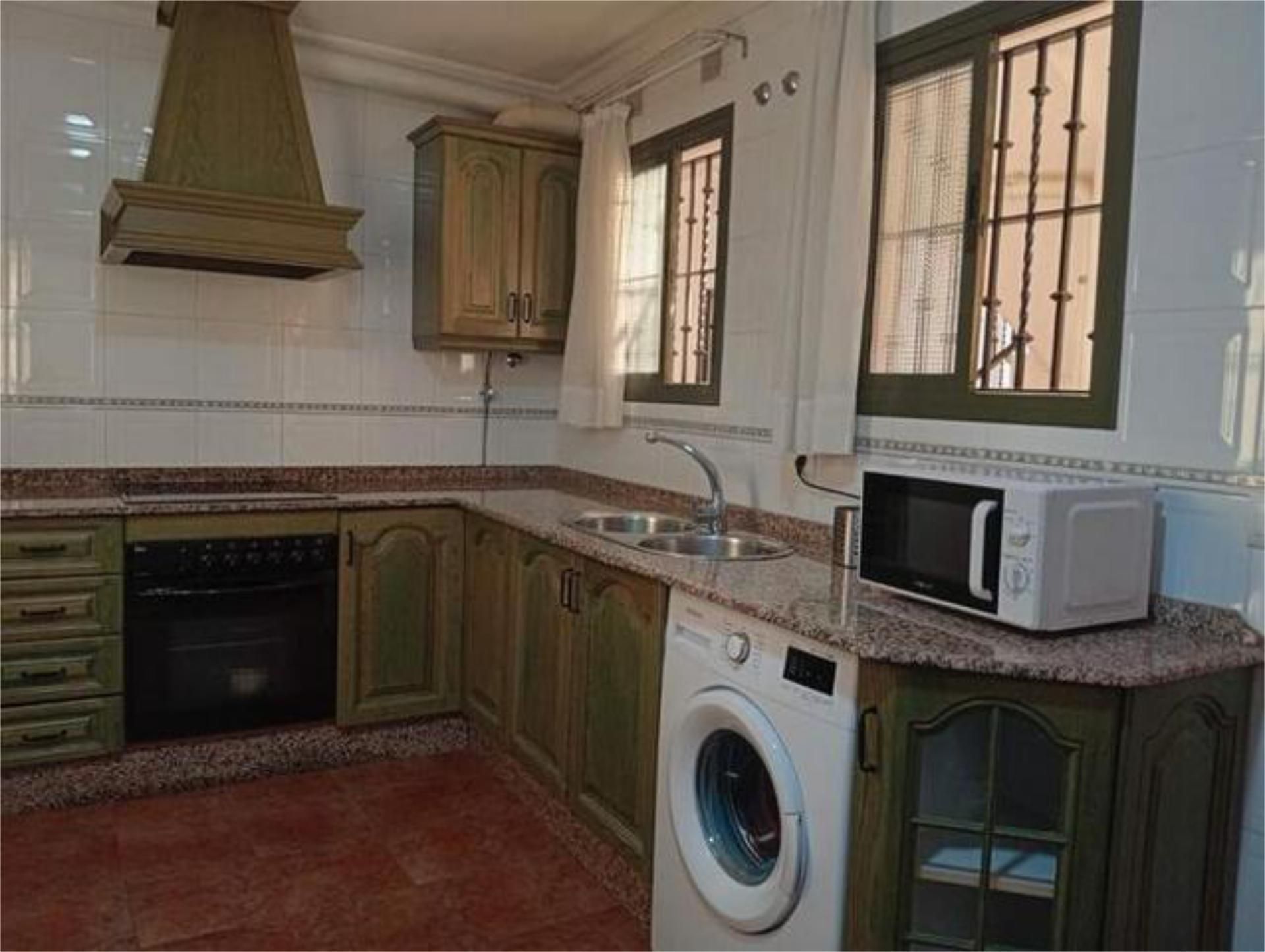 Küche von Wohnung miete in Grazalema mit Heizung, Terrasse und Möbliert