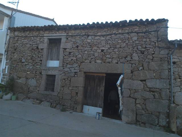 Local comercial en Venta en Calle Rio, 15 en Peromingo