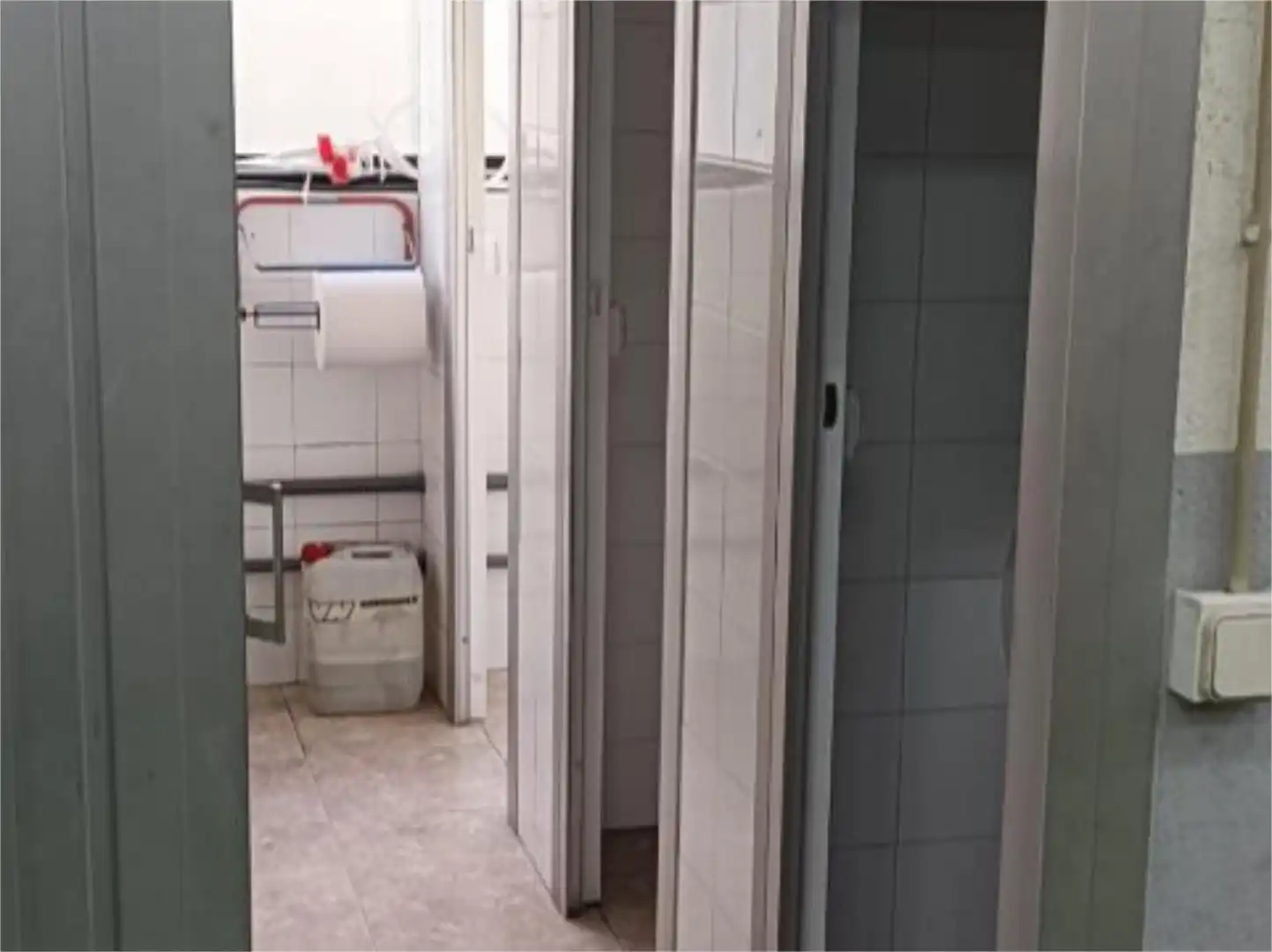 Fabrikhallen zur Miete in Carrer de Josep Argemí, El Gall Badezimmer von Fabrikhallen zur Miete in Esplugues de Llobregat