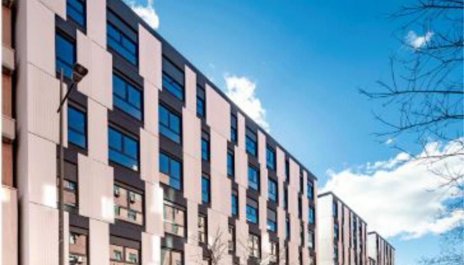 Photo 1 of Garage to rent in Calle Andrómeda, 41, Sur - PAU 4, Madrid