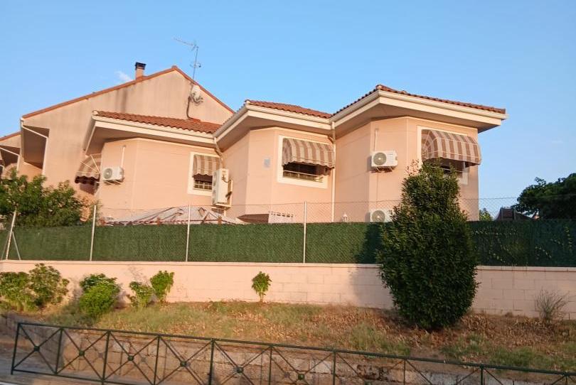 House or chalet for sale in Calle de la Iglesia, 21t, San Román de los Montes, Toledo - image 1 Photo 1 of House or chalet for sale in Calle de la Iglesia, 21t, San Román de los Montes, Toledo
