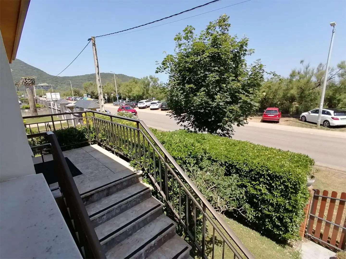 Vista exterior de Casa o chalet en venta en Santoña con Calefacción, Jardín privado y Terraza