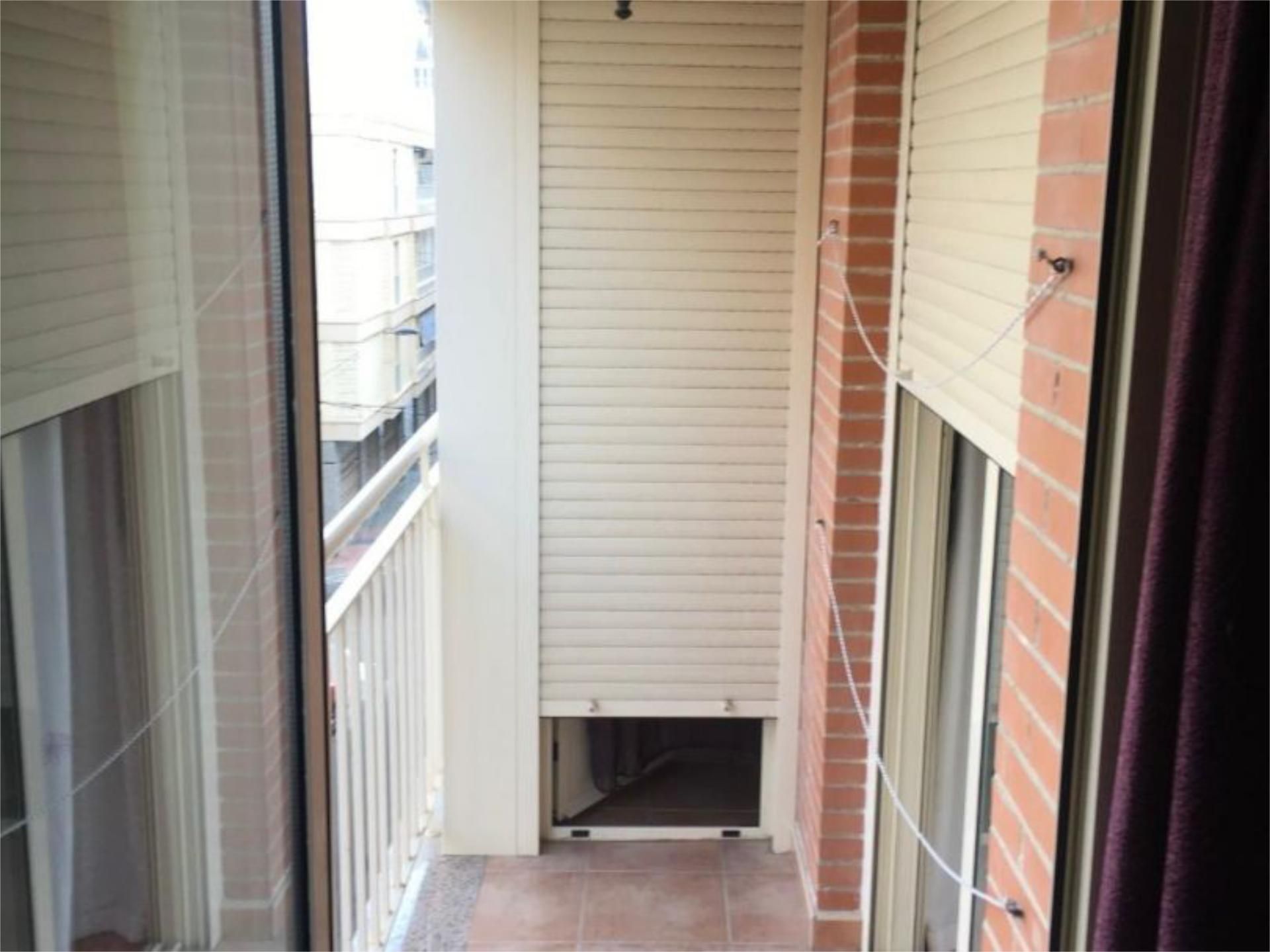 Terrassa de Pis de lloguer en Santa Pola amb Moblat i Balcó