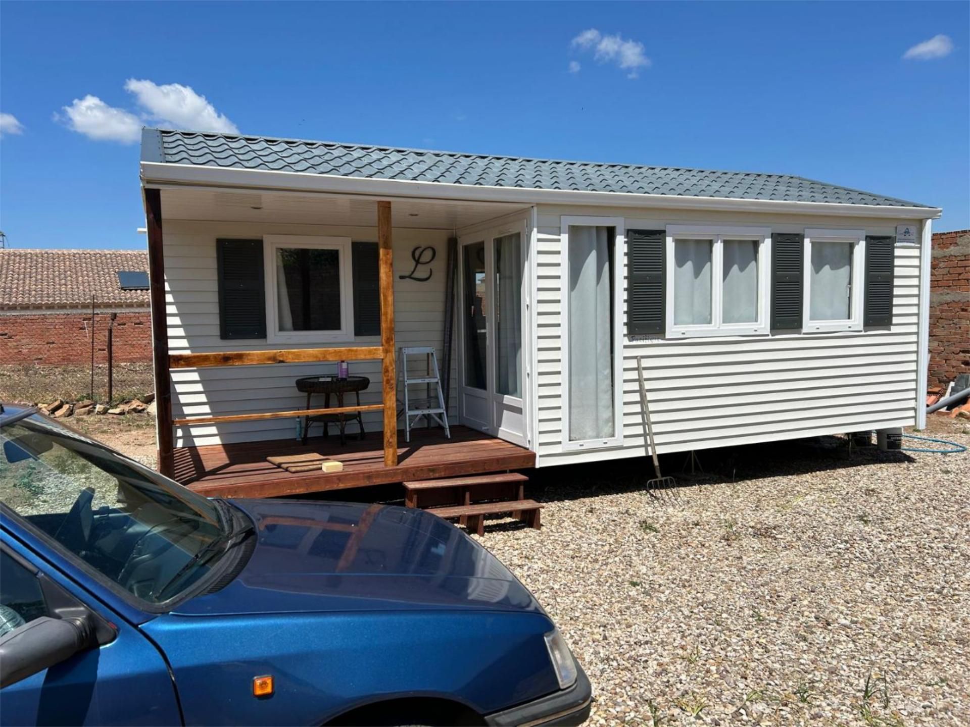 Außenansicht von Wohnung miete in Navahermosa mit Klimaanlage, Heizung und Privatgarten