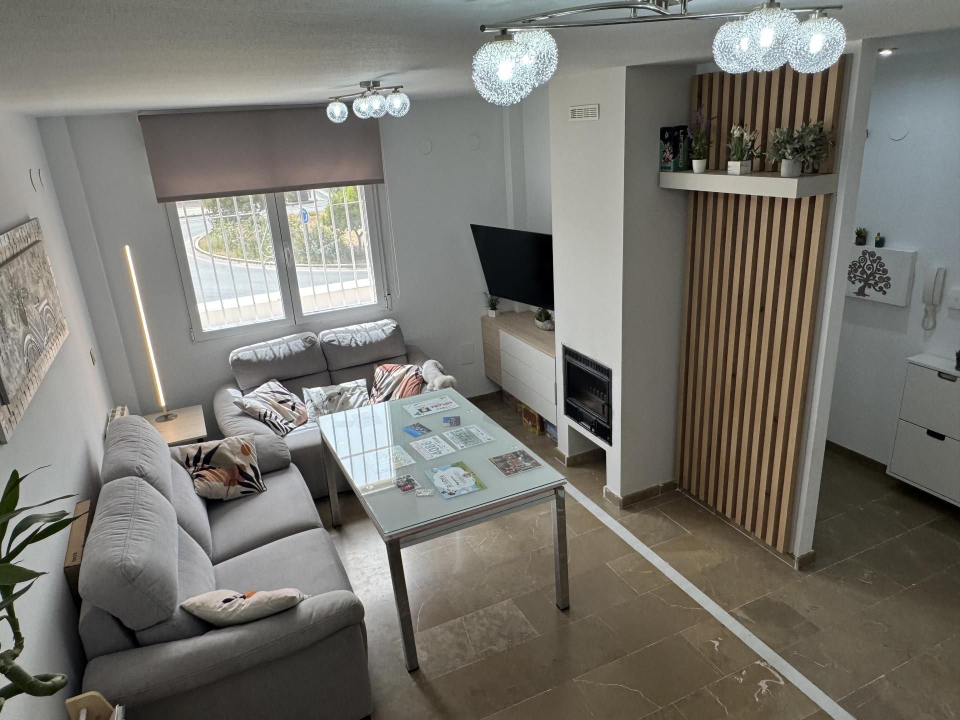 Single-family semi-detached for sale in Carmen de Burgos, 72, Castaño - Mirasierra