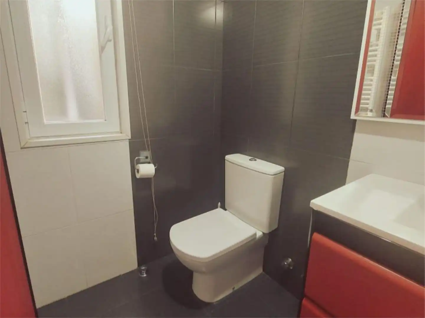 Flat for sale in Calle Mirador del Alto del Rey, 4, Fontenebro - Altavista Bathroom of Flat for sale in Collado Villalba with Air Conditioner, Heating and Private garden