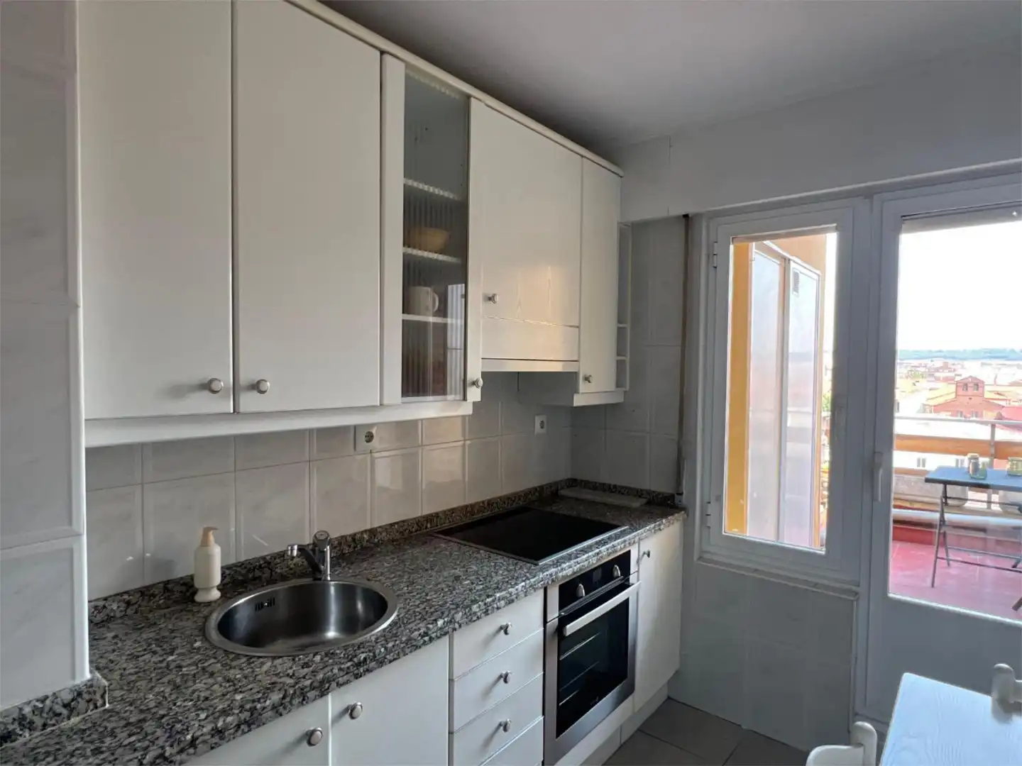 Flat for rent in Calle Santa Nonia, 14, Centro Ciudad Flat for rent in Calle Santa Nonia, 14, Centro Ciudad