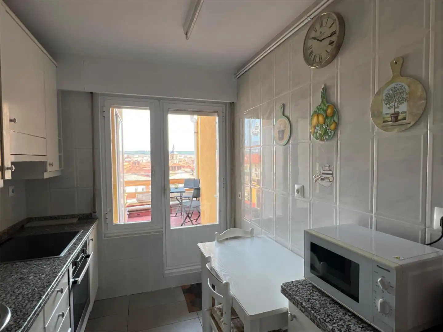 Flat for rent in Calle Santa Nonia, 14, Centro Ciudad Flat for rent in Calle Santa Nonia, 14, Centro Ciudad