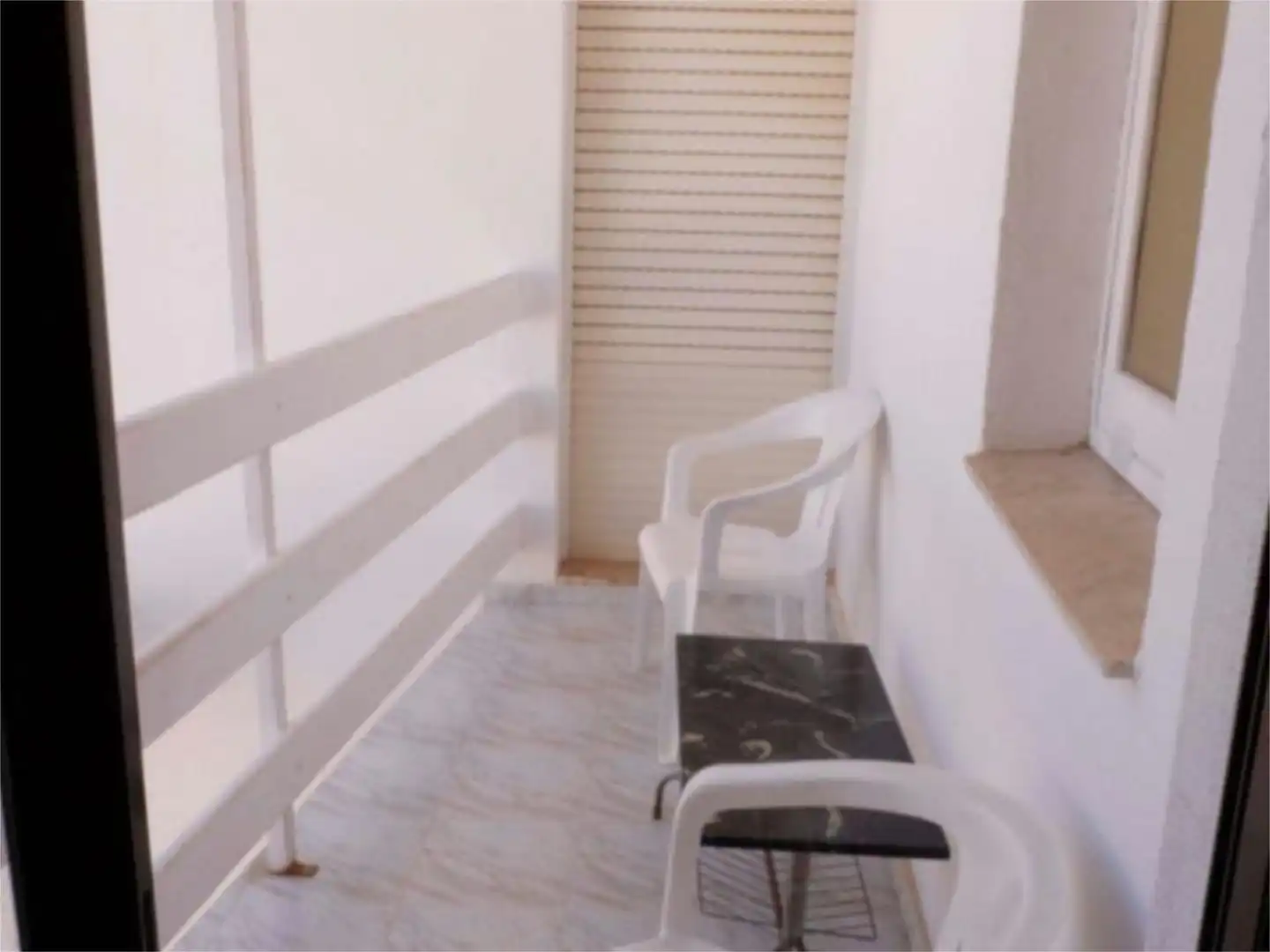 Room in Carrer Estatut, 14, Pueblo