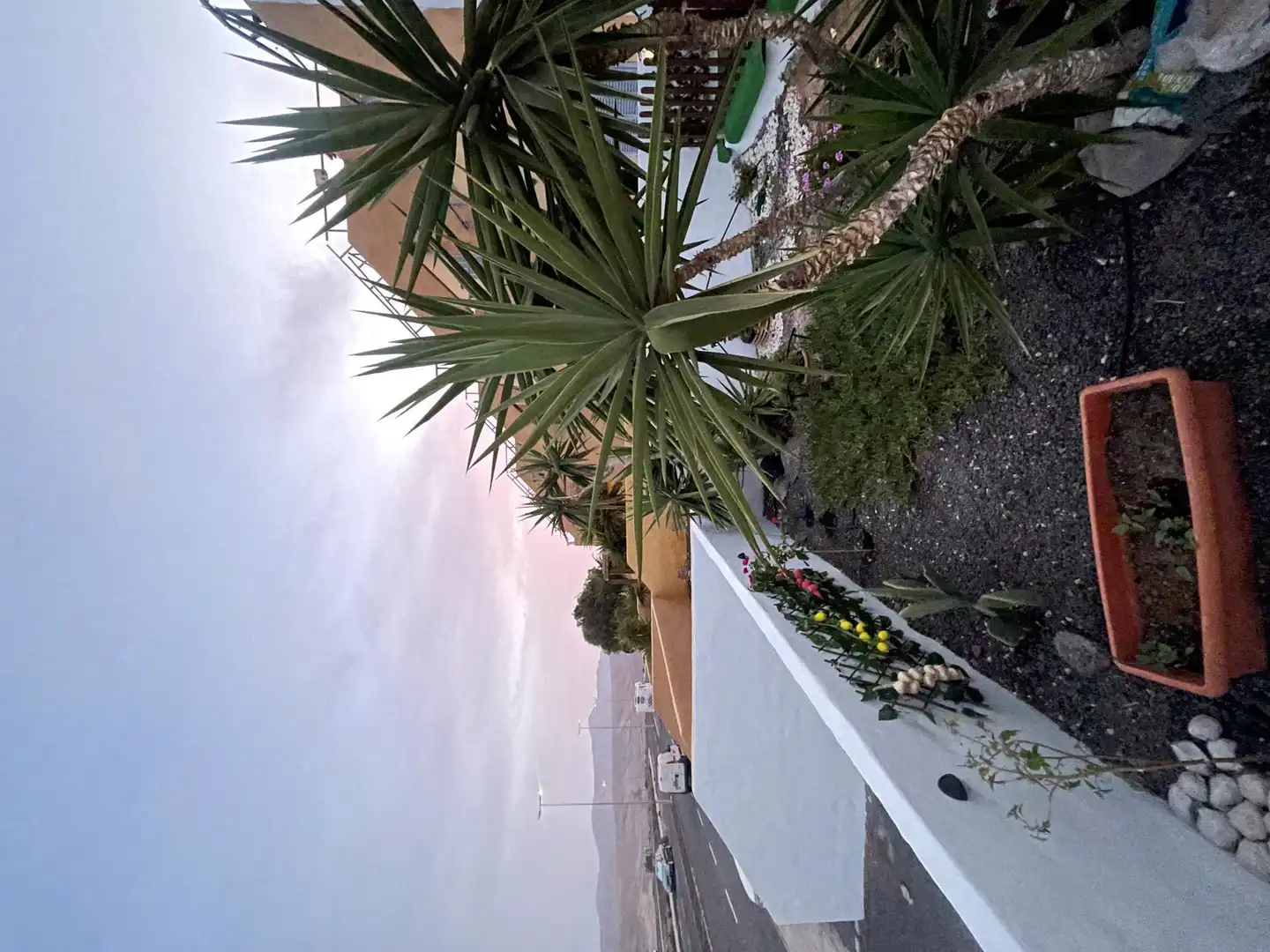 Außenansicht von Wohnung zum Verkauf in Antigua mit Privatgarten, Parkett und Terrasse