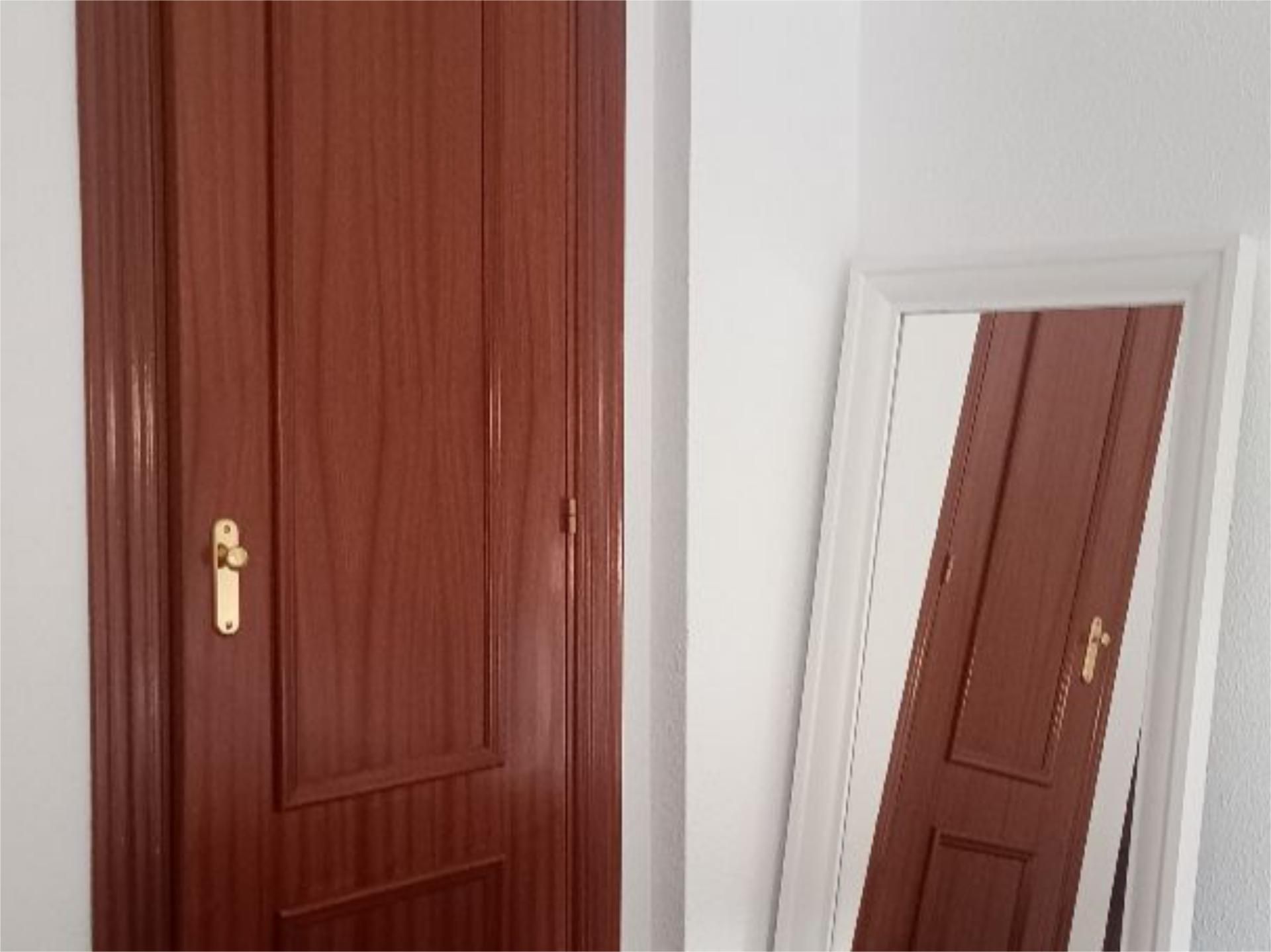 Bedroom of Flat to share in Torrejón de Ardoz  with Air Conditioner, Heating and Parquet flooring