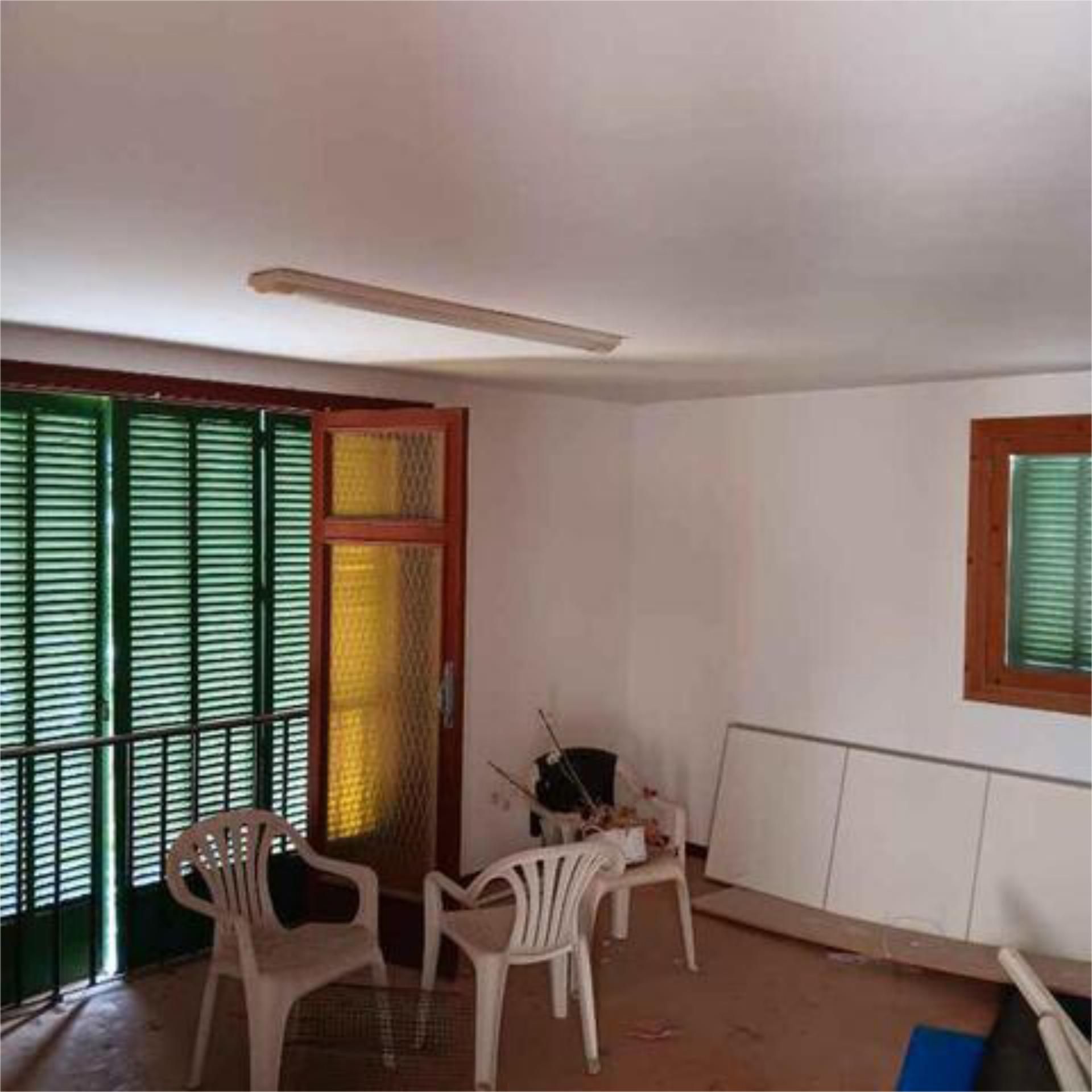 Box room to rent in Selva