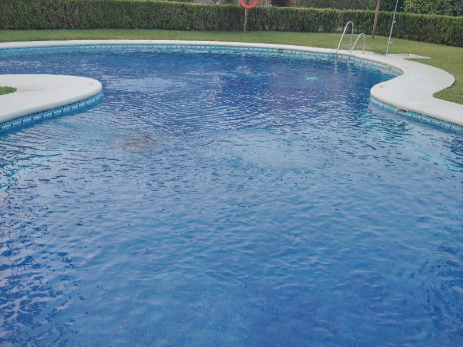Swimming pool of Single-family semi-detached for sale in Chiclana de la Frontera  with Terrace, Swimming Pool and Balcony