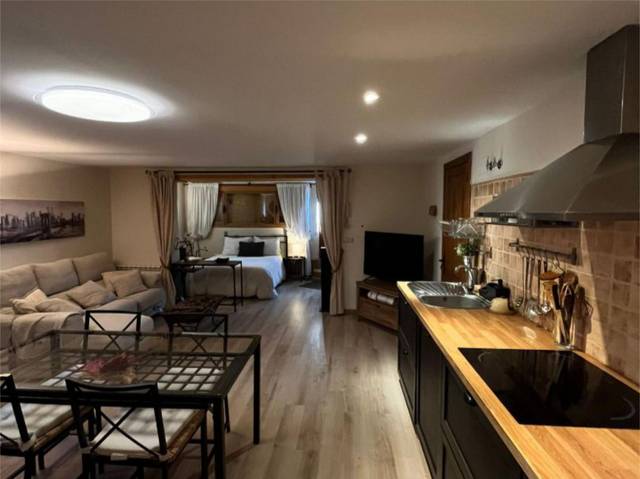 Apartamento en Alquiler en Calle República Dominicana, 18 en La Lastrilla