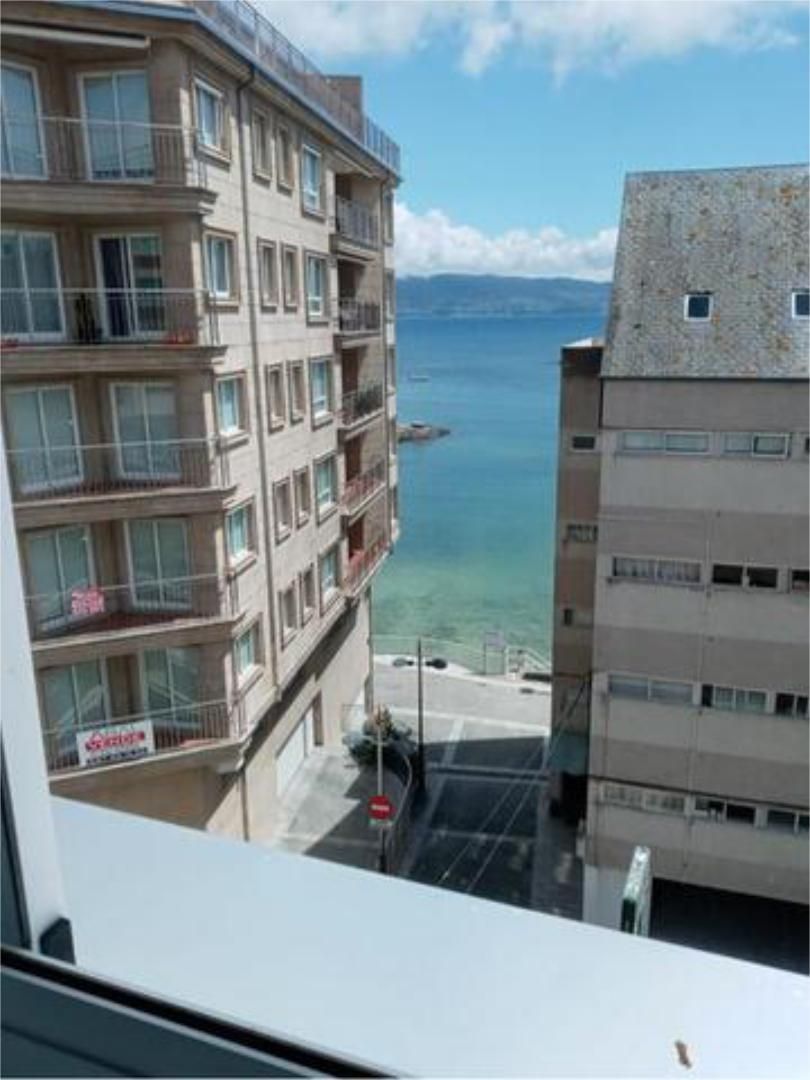 Vista exterior de Apartamento de alquiler en Sanxenxo con Amueblado