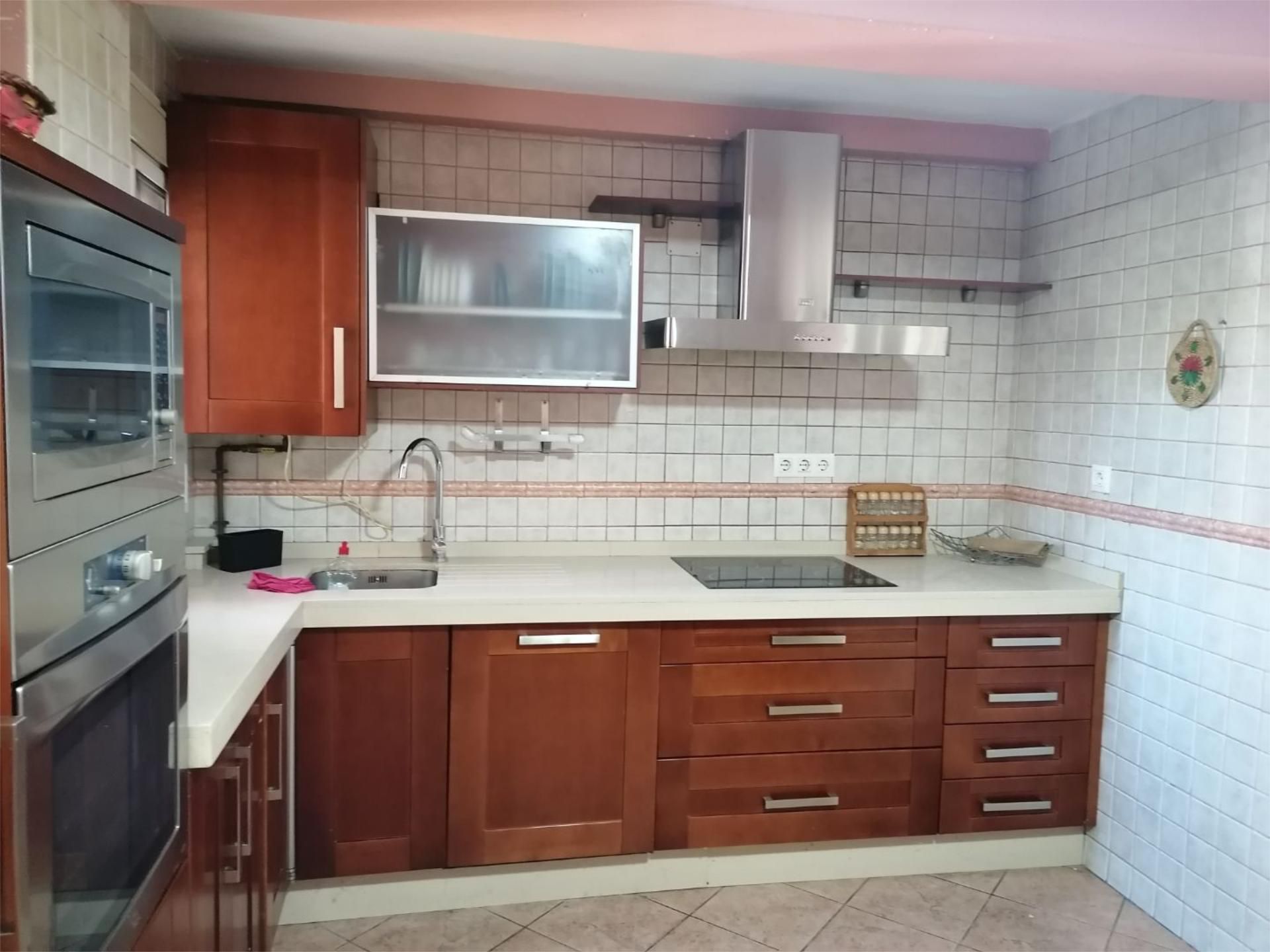 Flat to rent in Avenida de Sánchez Pizjuán, 27, El Torrejón - El Cerezo