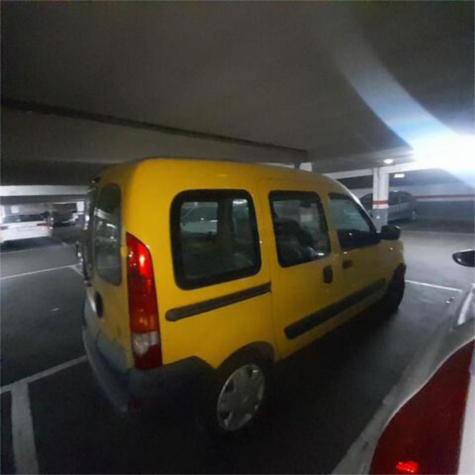 Parking de Garaje de alquiler en Oviedo 