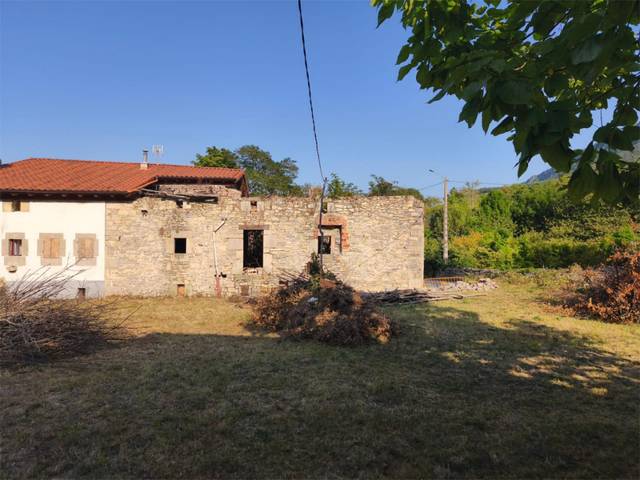 Terreno en Venta en Carretera Medio, 54 en Valle de Mena