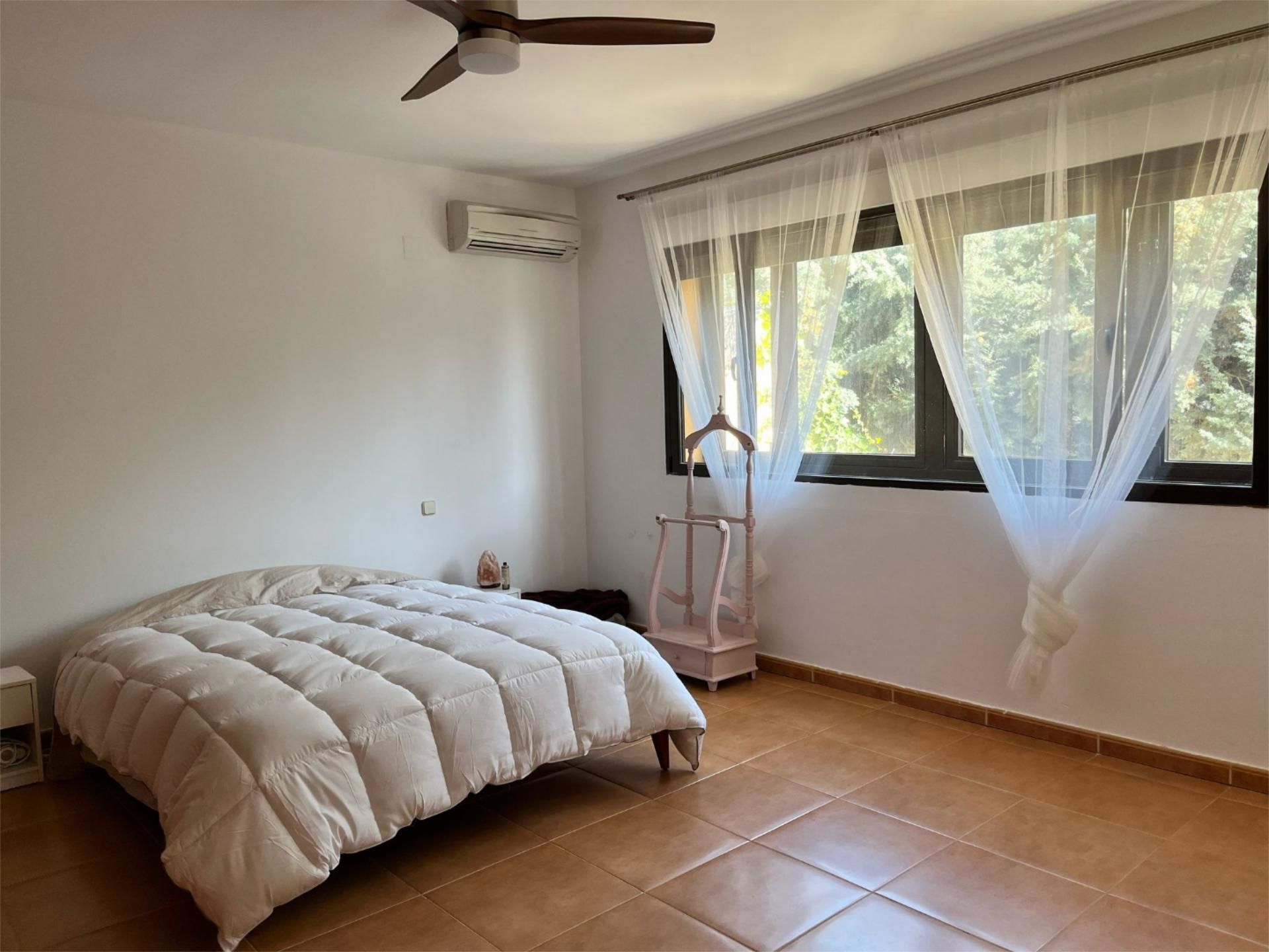 Bedroom of House or chalet to share in Valdemorillo  with Heating, Private garden and Terrace