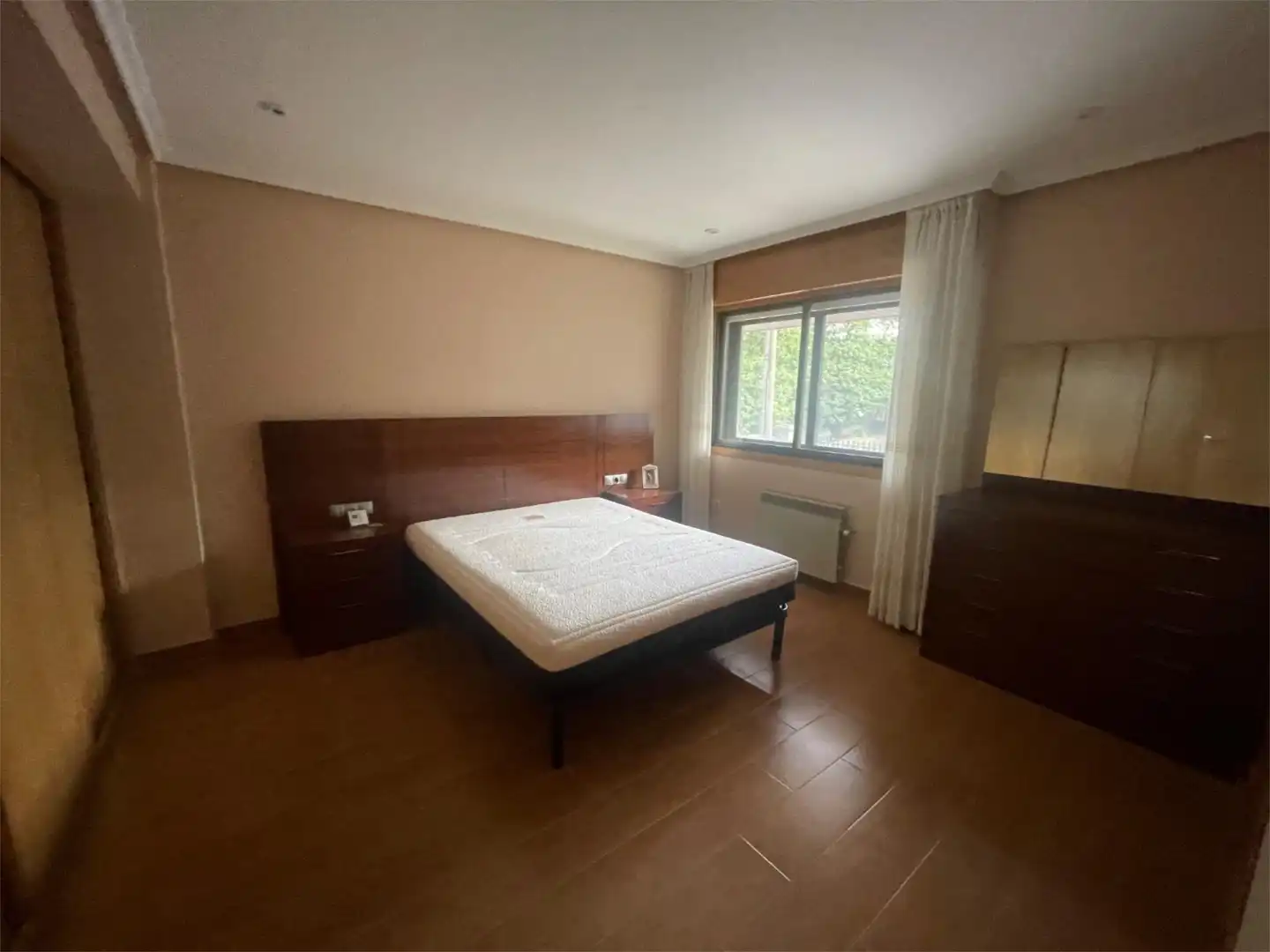 Wohnung zum Verkauf in Lugar Belecon, 23, Avión Schlafzimmer von Wohnung zum Verkauf in Avión