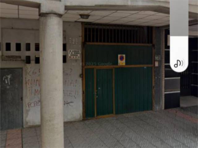 Garaje en Alquiler en Calle Corporaciones de Lena, 20 en Lena
